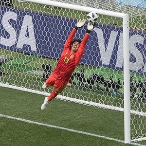 Meet your Posher, Moises